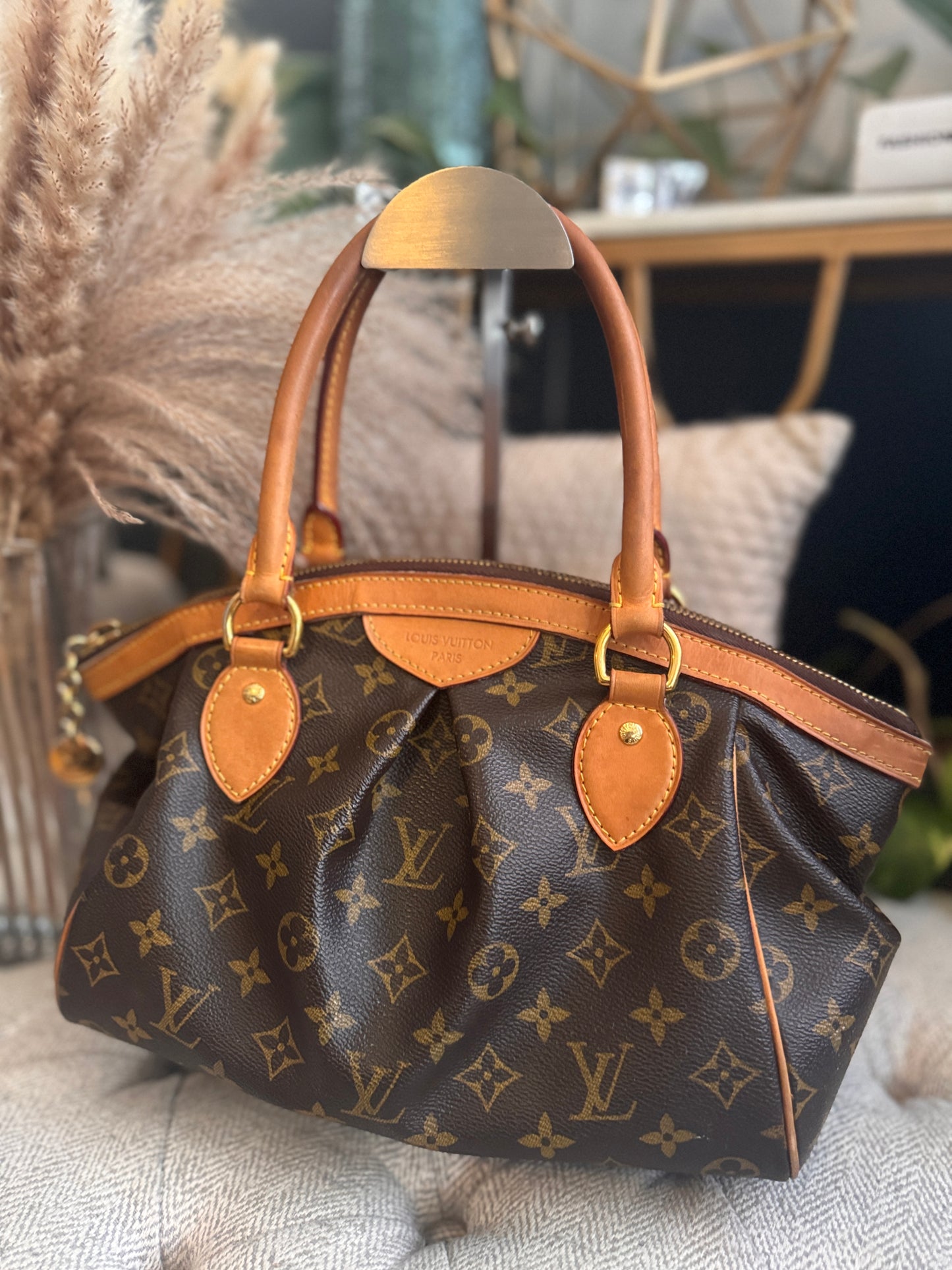 Louis Vuitton Vintage Tivoli PM