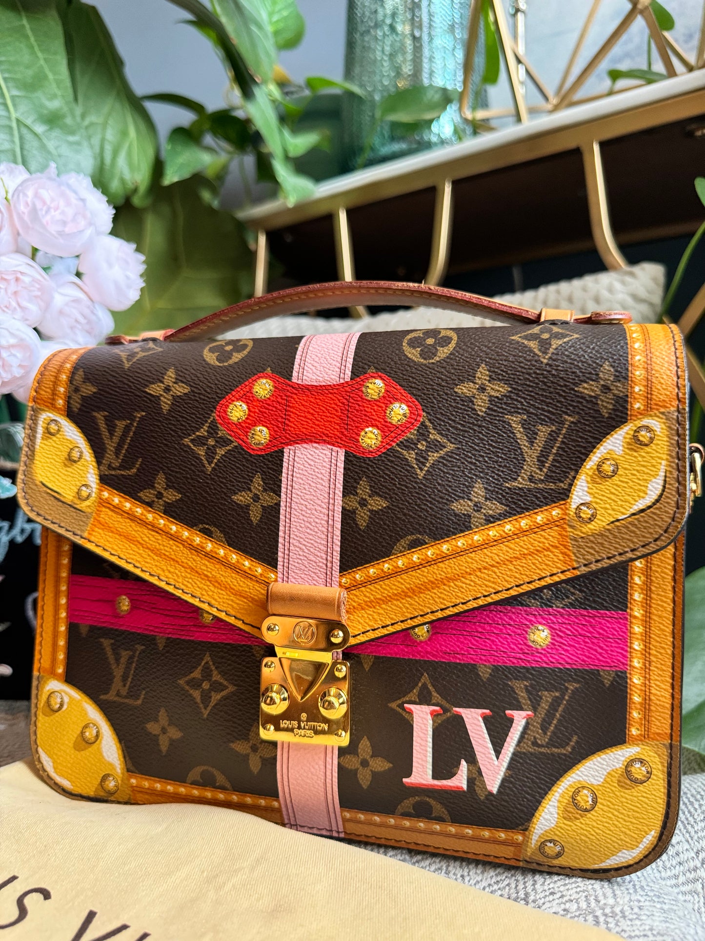 Louis Vuitton Summer Trunks Pochette Metis