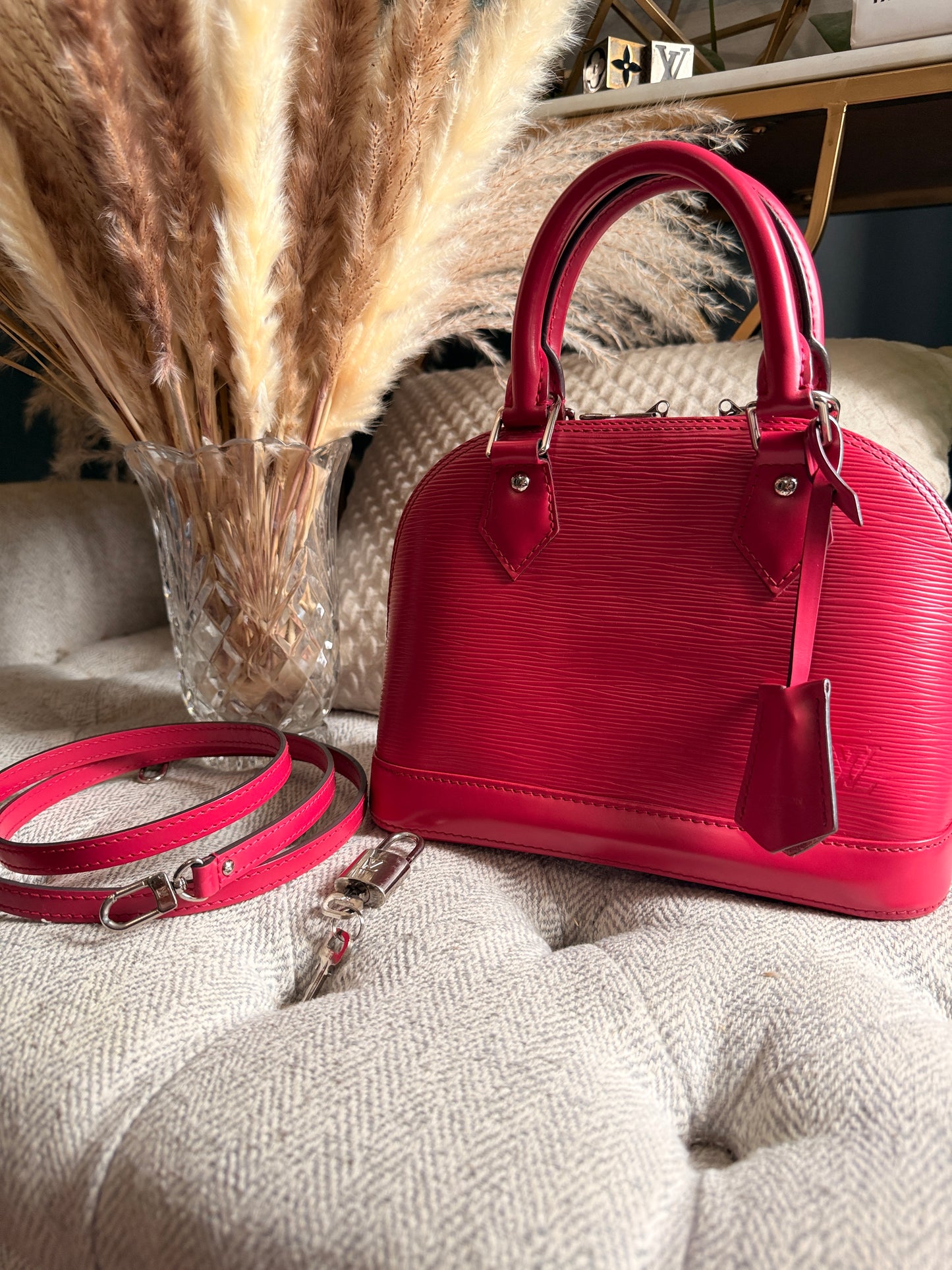 Louis Vuitton Alma  BB Epi
