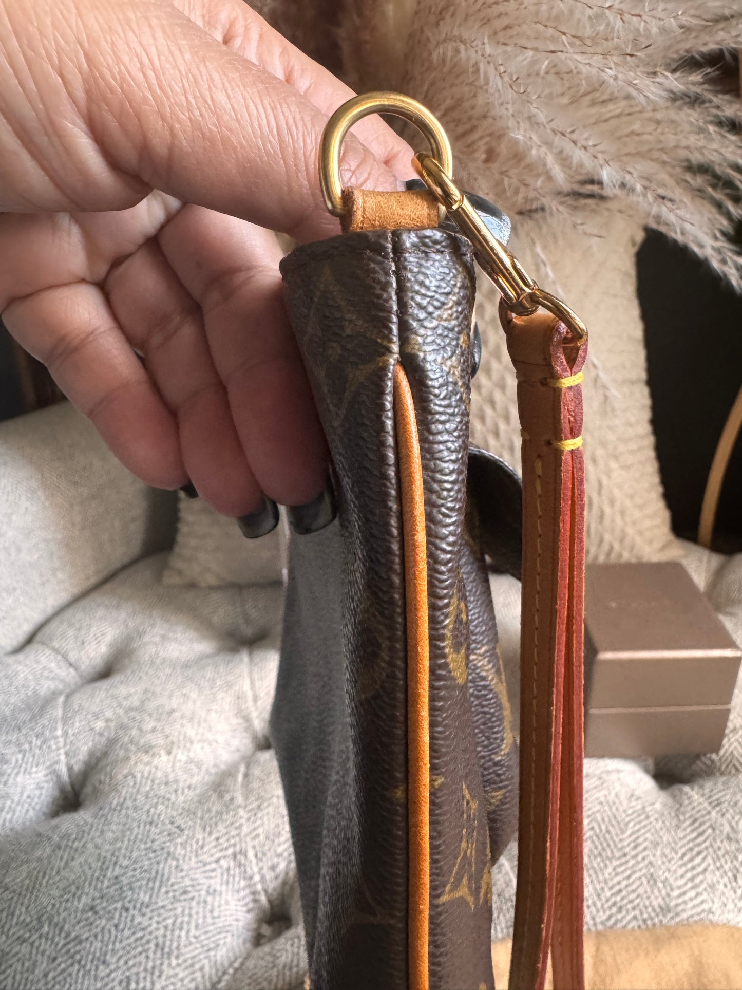 Louis Vuitton Partition Wristlet