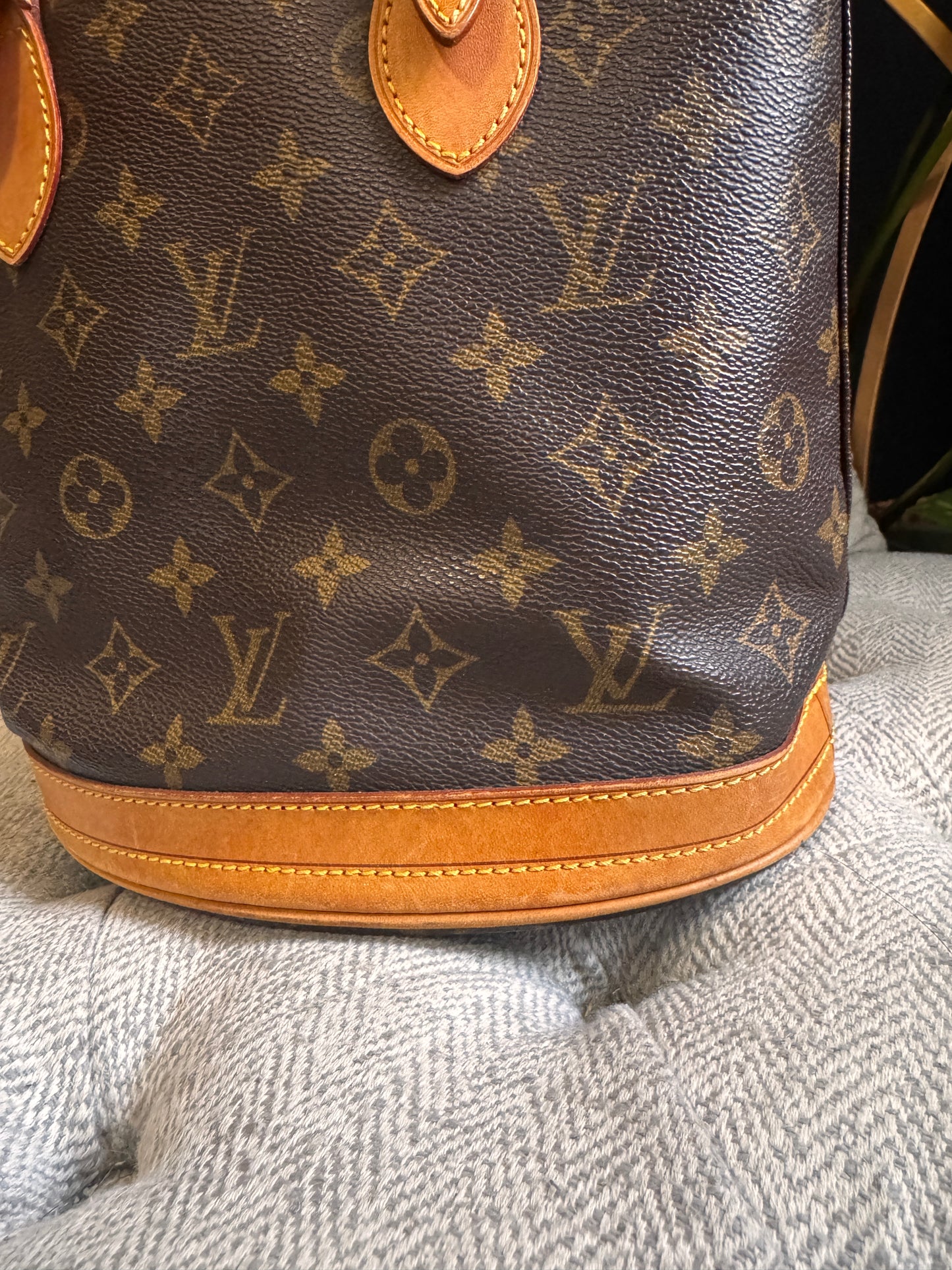 Louis Vuitton Vintage Bucket PM