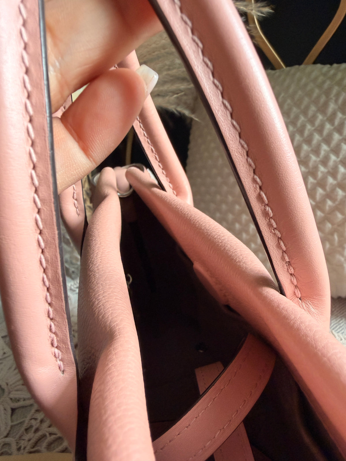 Louis Vuitton W Tote BB