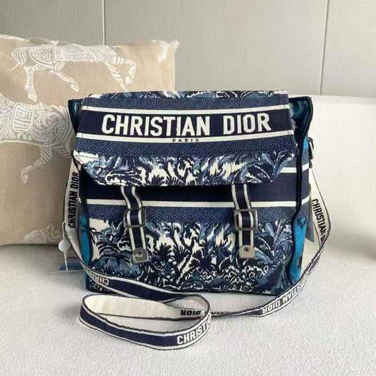 FOR PREORDER ONLY- Christian Dior 2021 Diorcamp