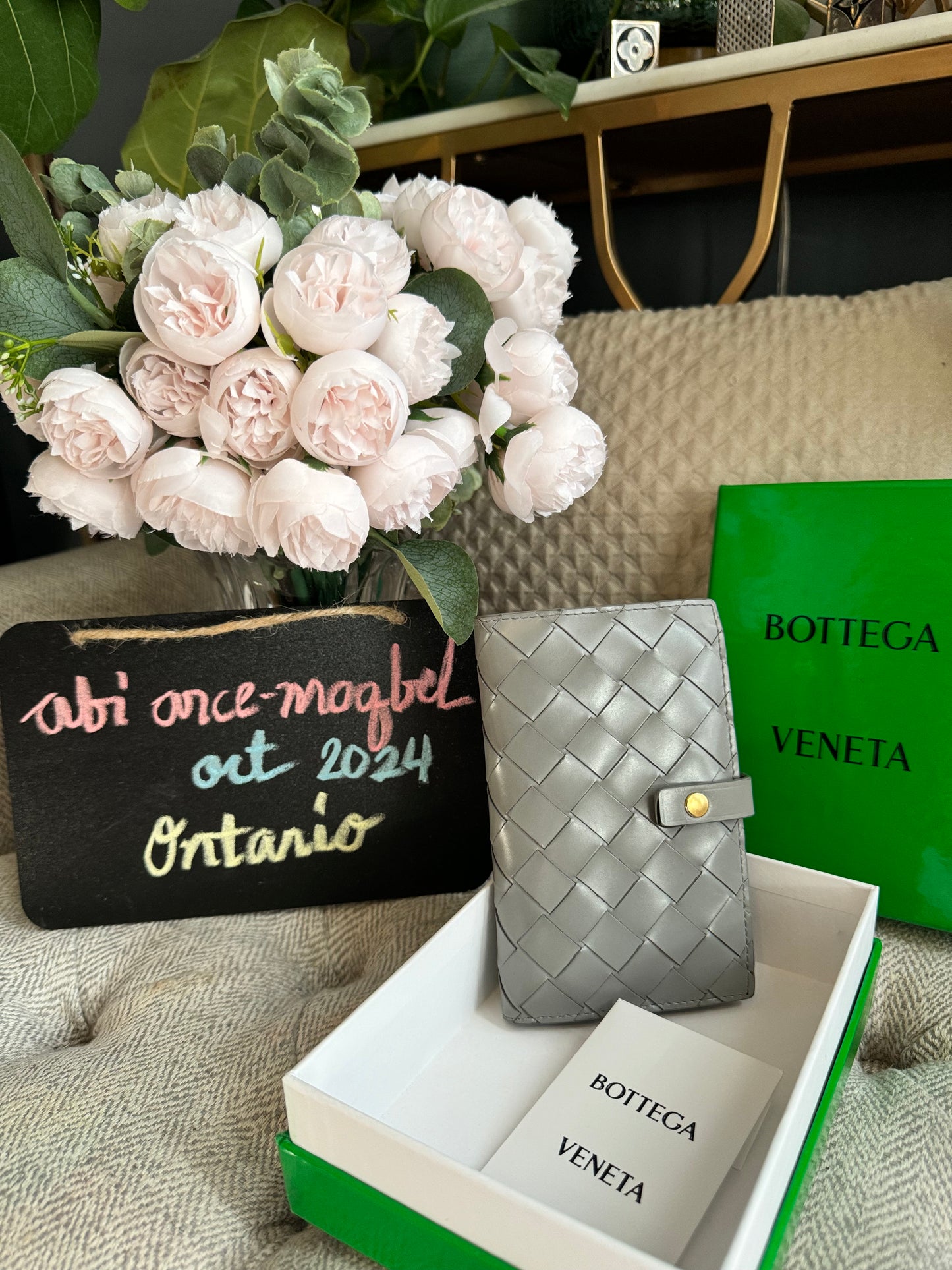 Bottega Veneta Intrecciato Midsized wallet