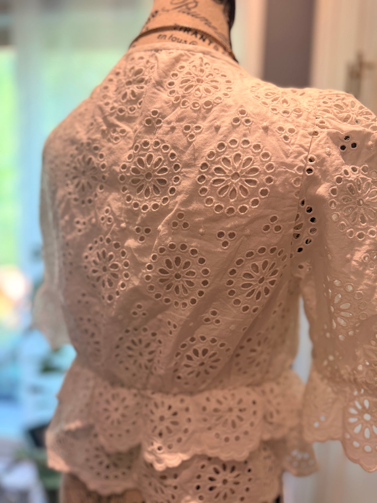 FRAME The Solstice Eyelet Blouse White XS Puff Sleeve Peplum RRP$544