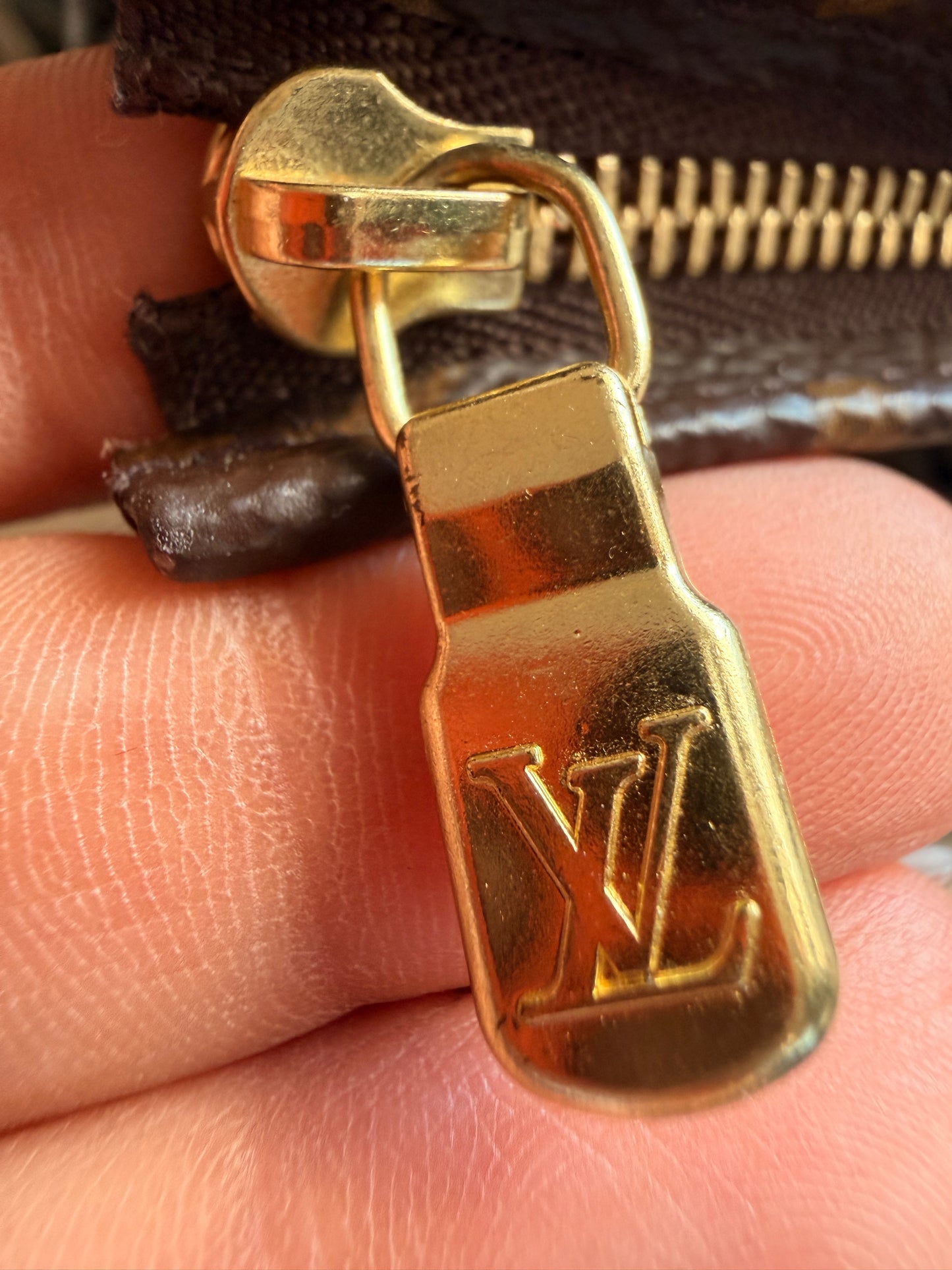 Louis Vuitton Poche Toilette GM