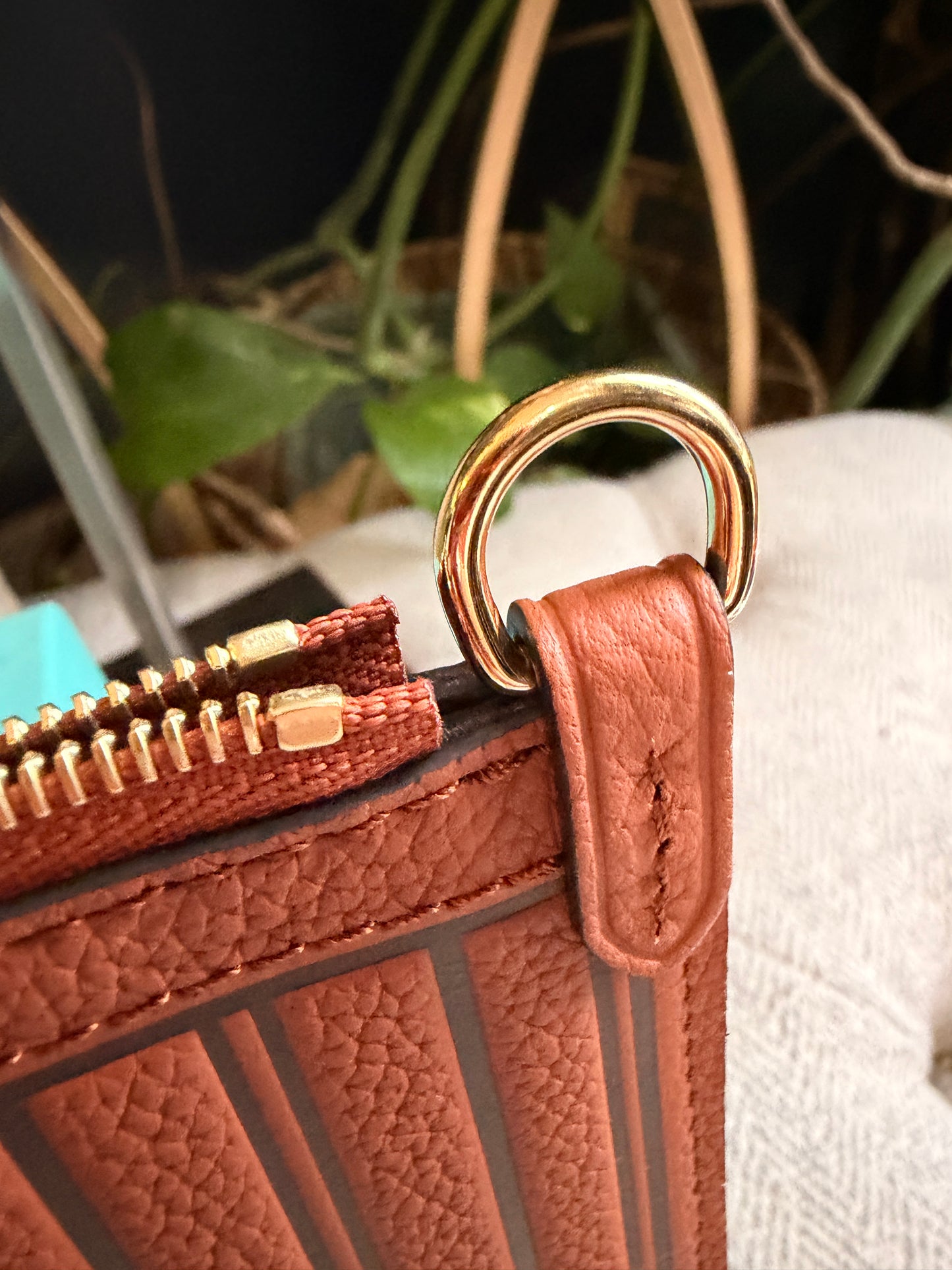 Louis Vuitton Calfskin Inside-Out Neverfull Pouch in Tan