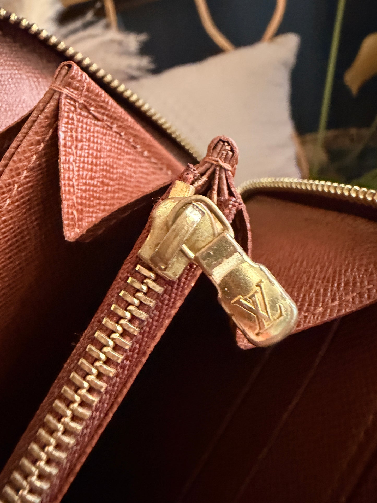 Louis Vuitton Zippy Wallet