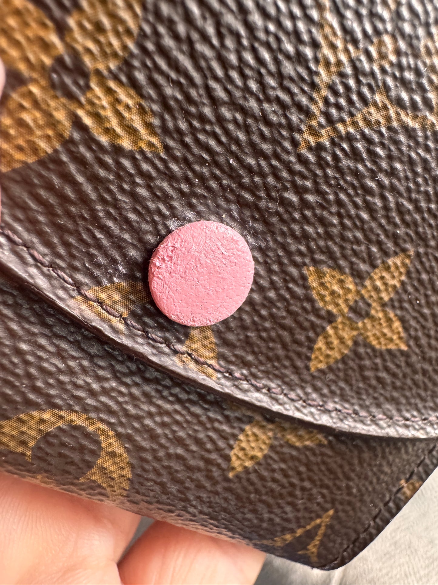 Louis Vuitton Rosalie Wallet in Rose Ballerine