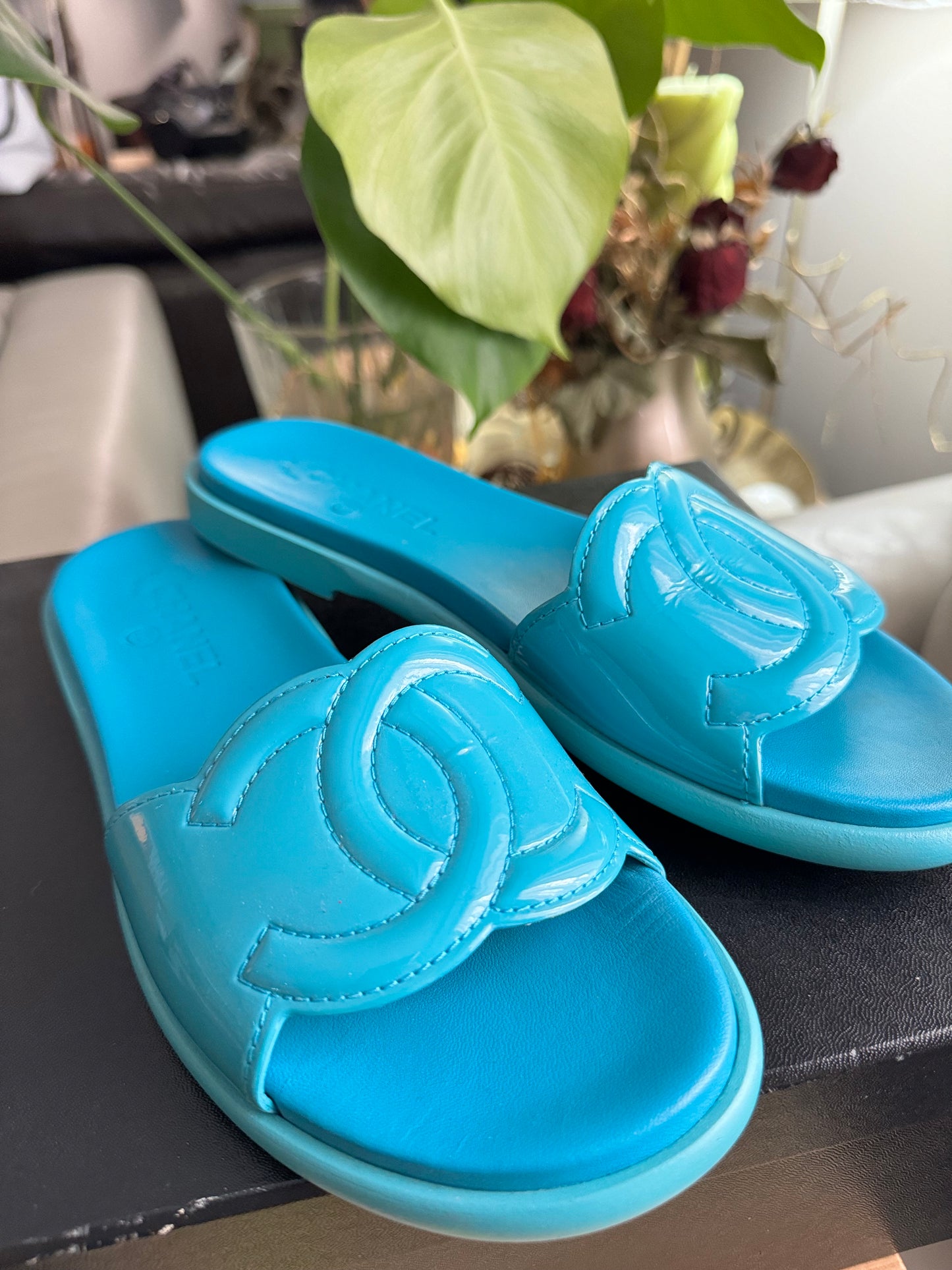 Chanel Slides in Turquoise size 39.5