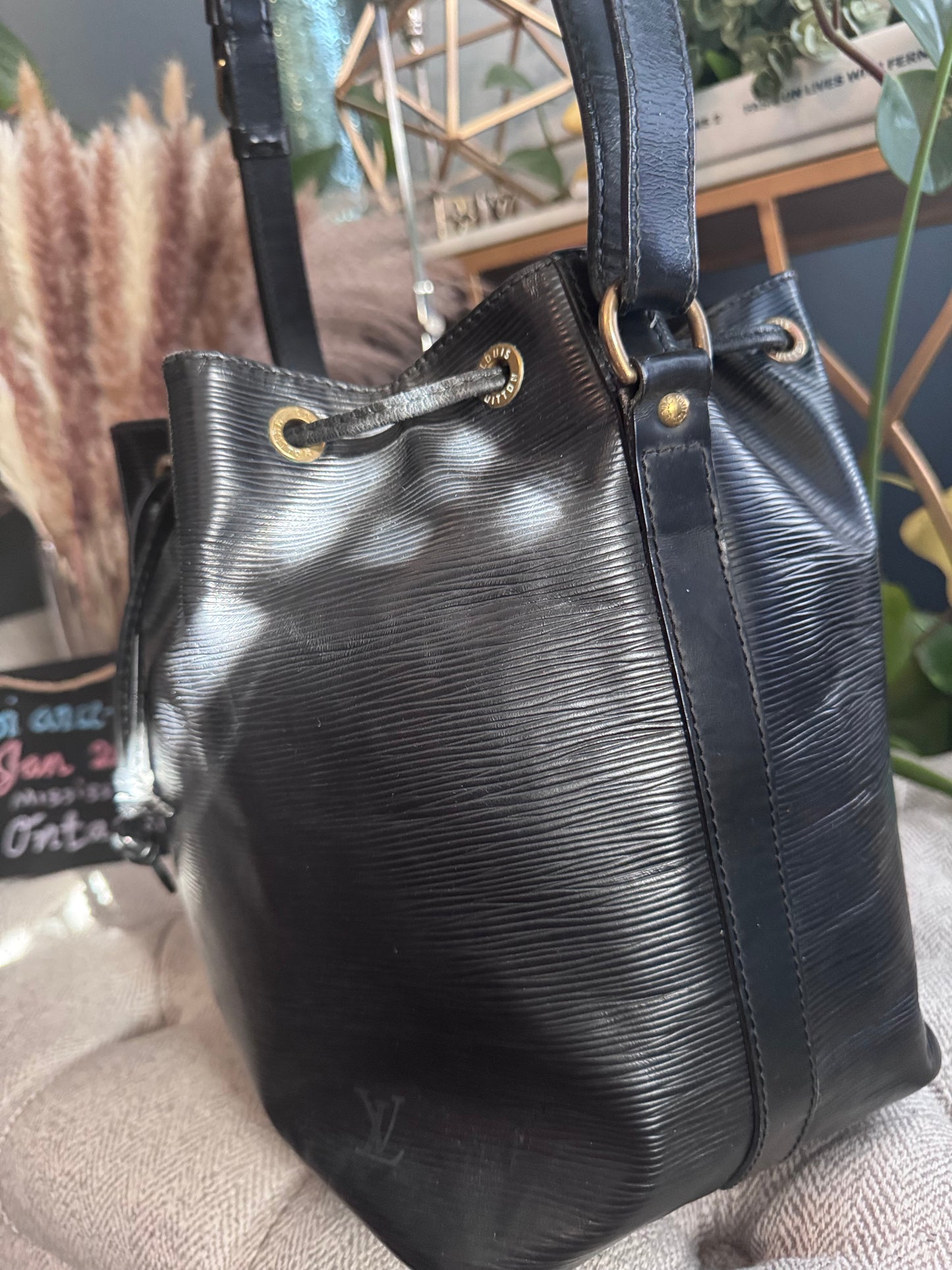 Louis Vuitton Petit Noe in Epi Black