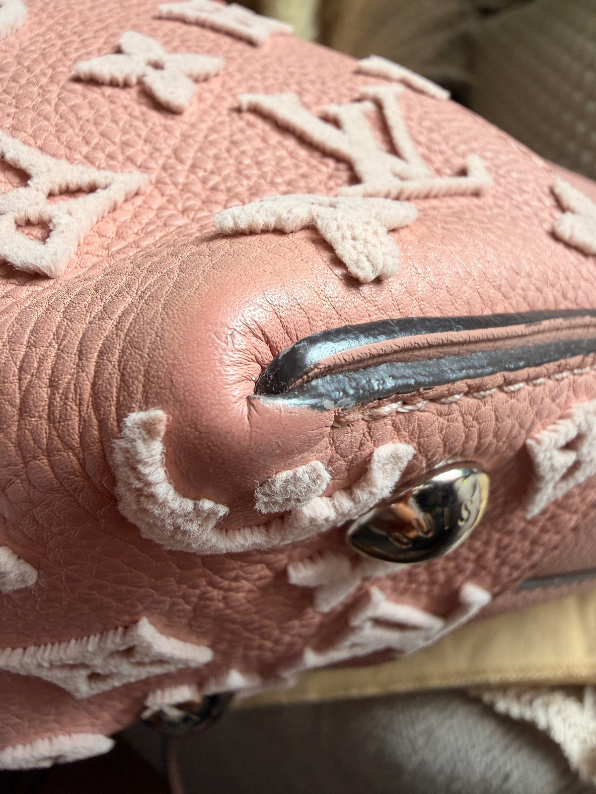 Louis Vuitton W Tote BB