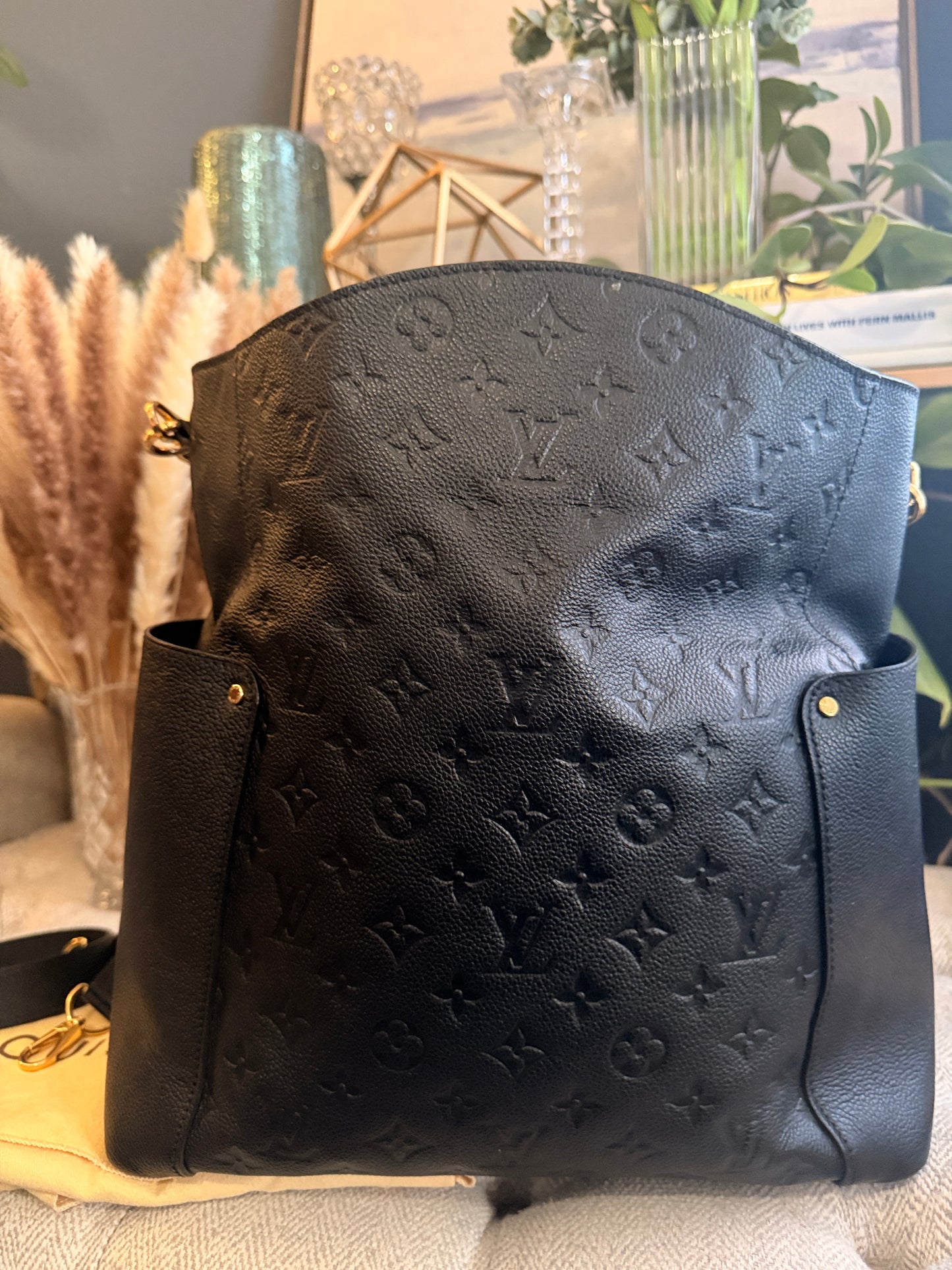 LOUIS VUITTON Empreinte Bagatelle in Noir