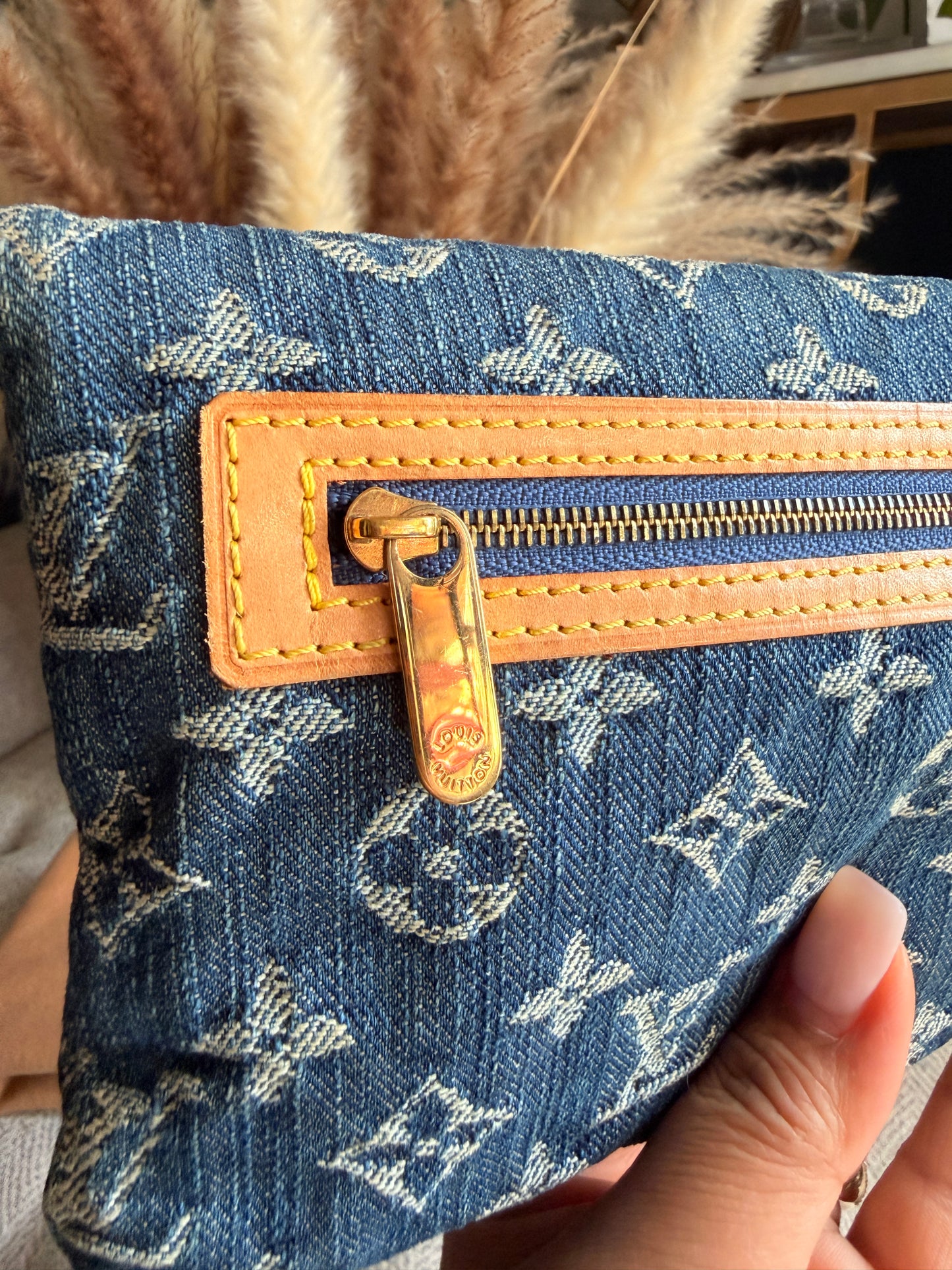 Louis Vuitton Blue Monogram Denim Pochette Plat clutch