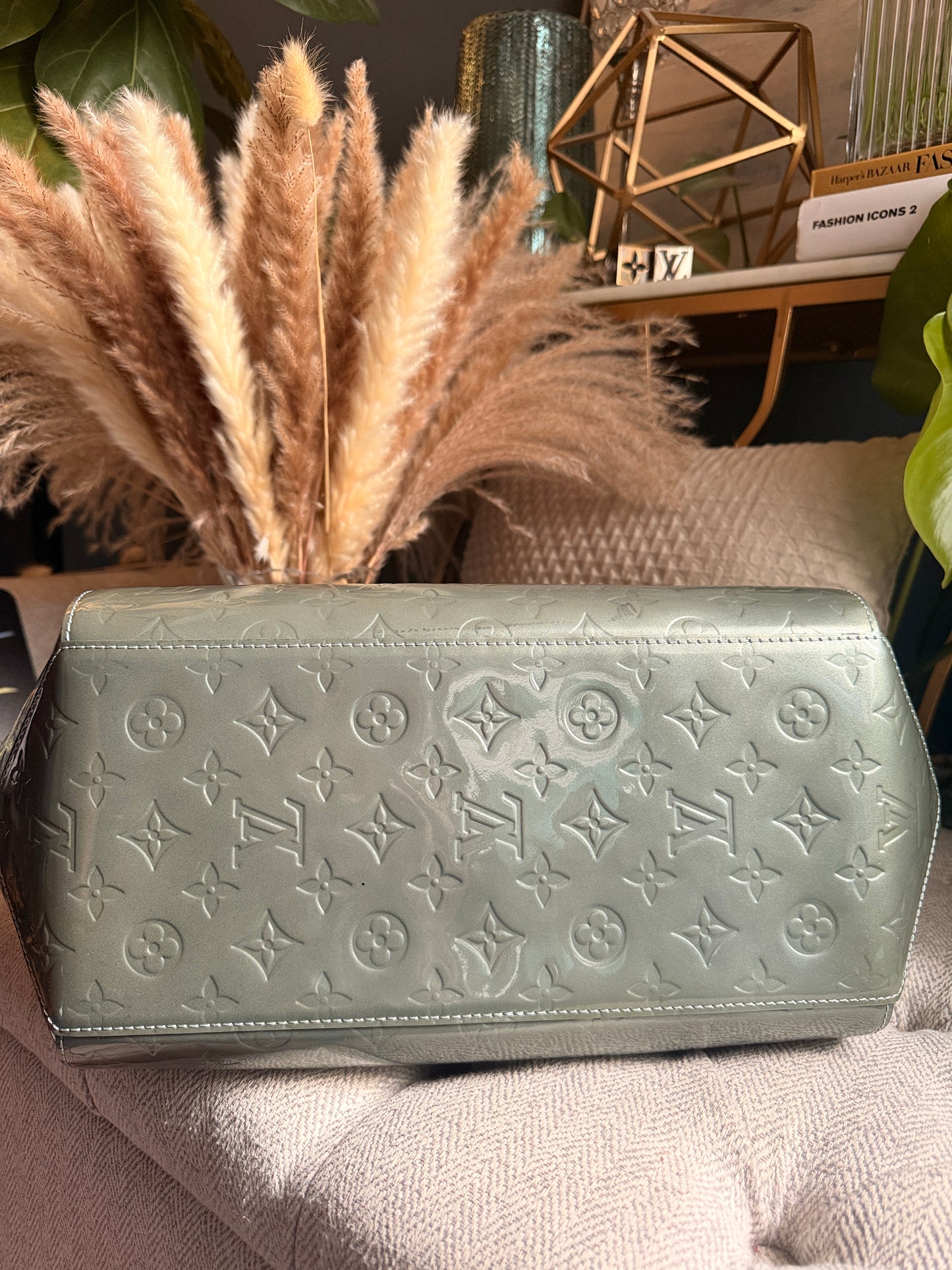 Louis Vuitton Sherwood GM in Givre