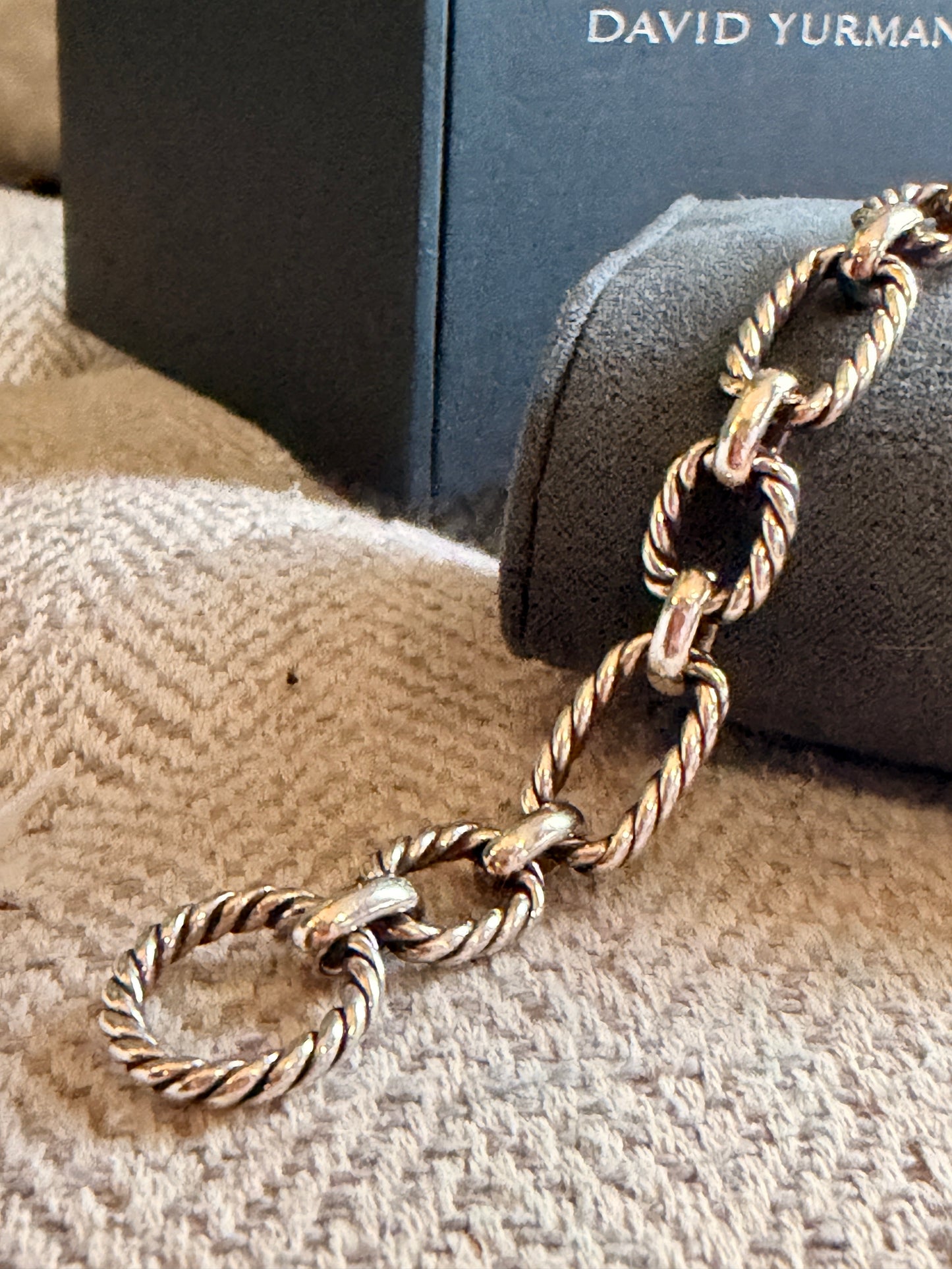 David Yurman Cushion Chain Toggle bracelet with Sapphires