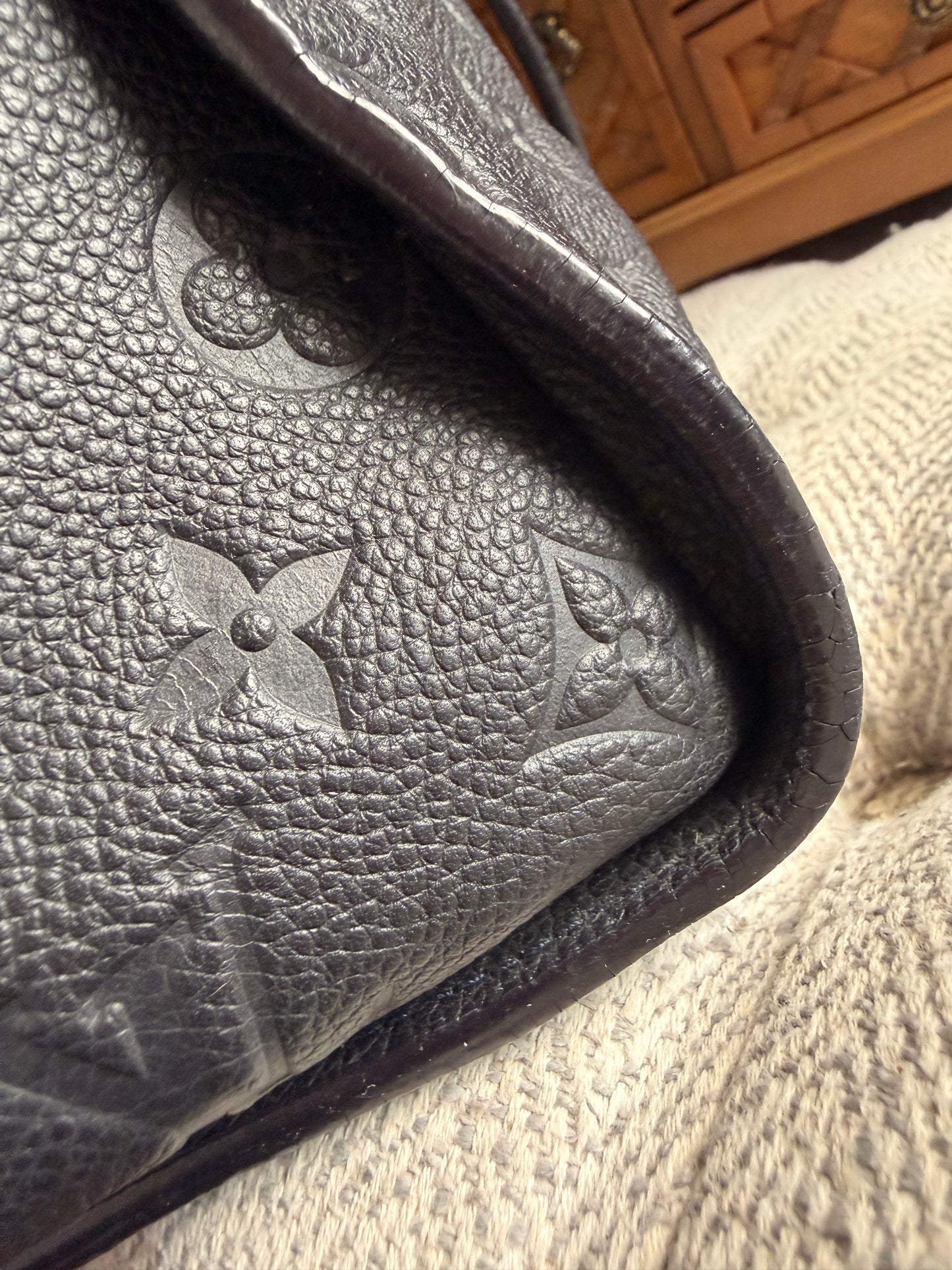 Louis Vuitton Lumineuse PM in Infini Empreinte