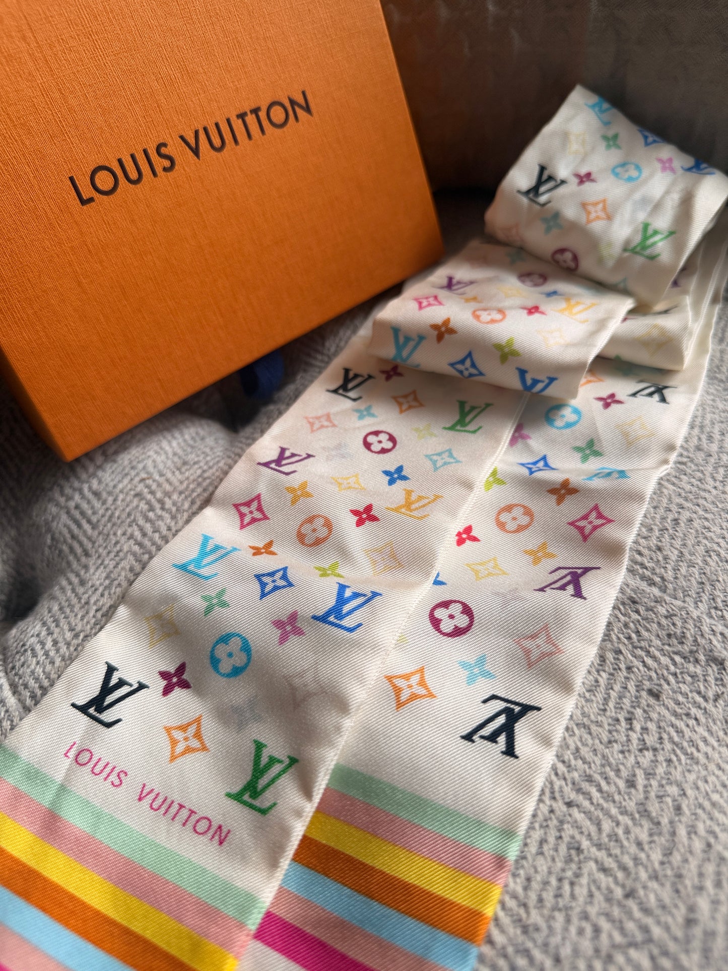 Louis Vuitton HTF Multicolor Bandeau in Blanc