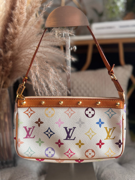 LOUIS VUITTON 
Monogram Multicolor Pochette Accessoires in Blanc