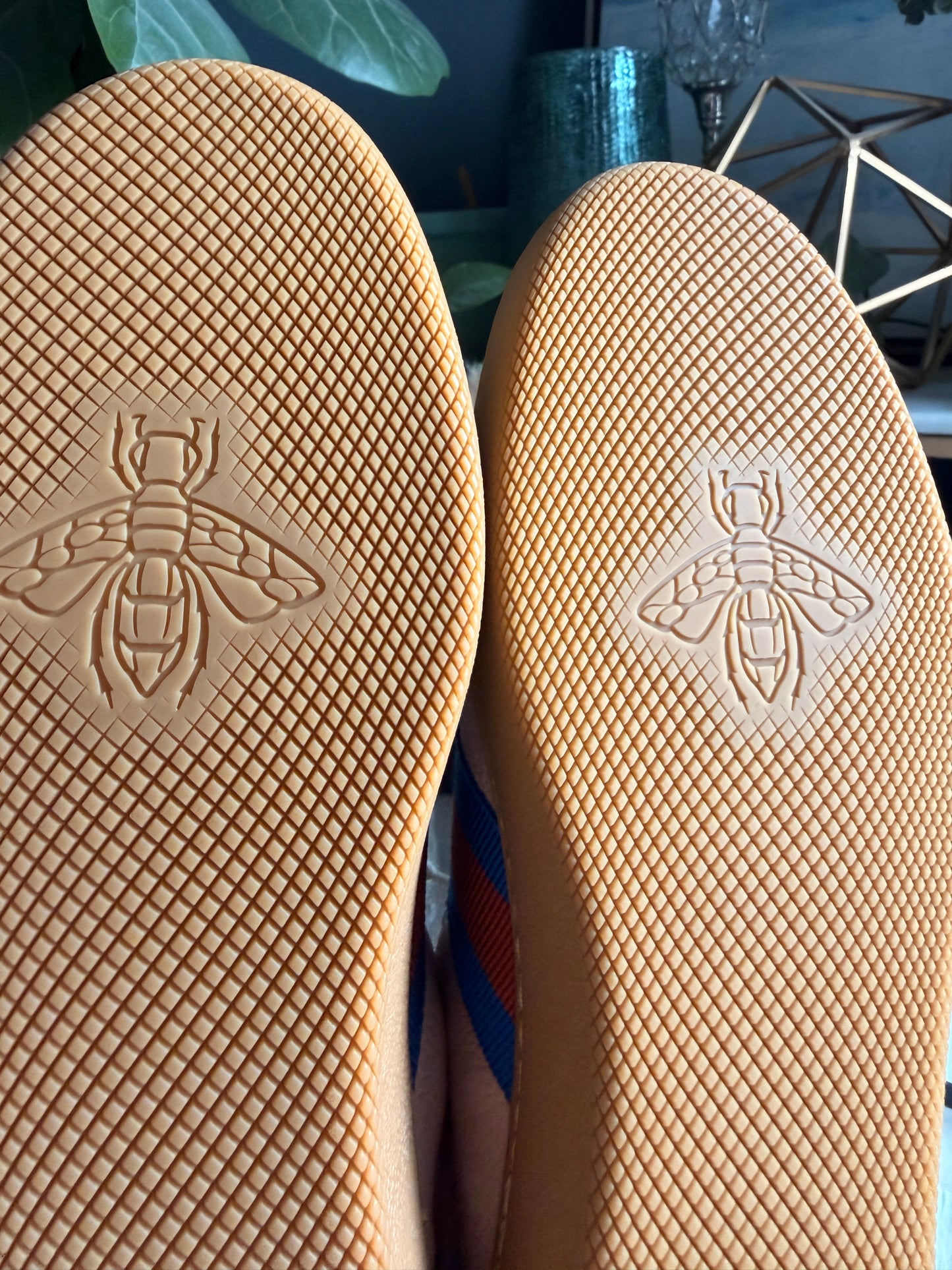 NEW in BOX Gucci G74 Web Sneakers