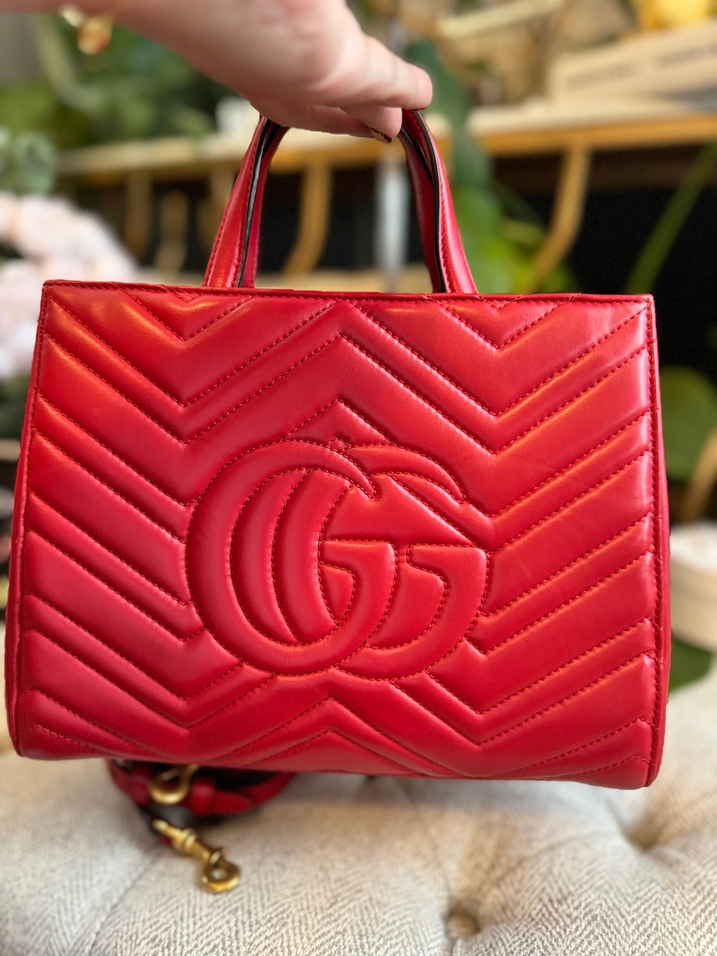 Gucci  Small GG Marmont Matelasse Tote