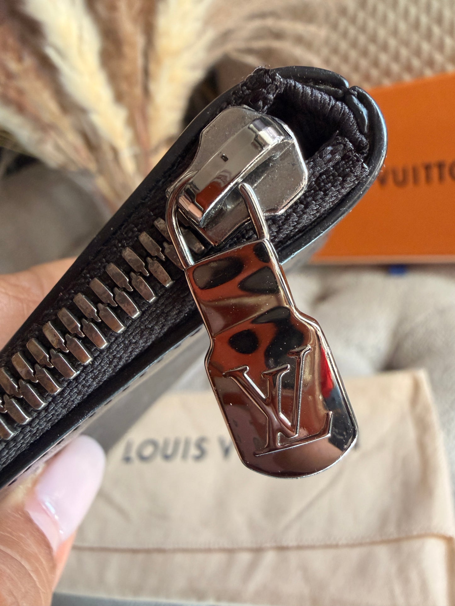 LOUIS VUITTON Monogram Eclipse Pochette Discovery Pm
