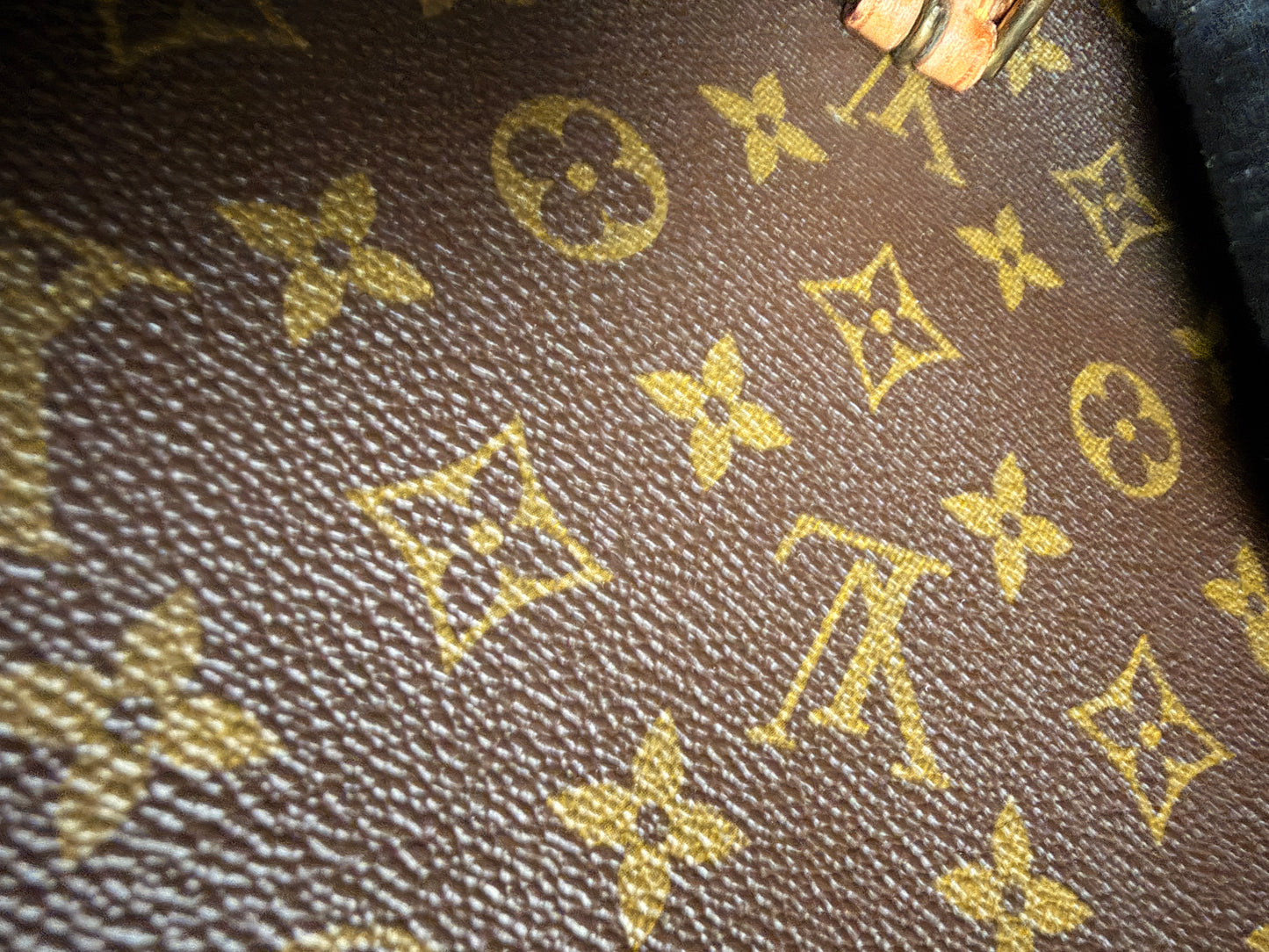 Louis Vuitton Vintage Chantilly GM