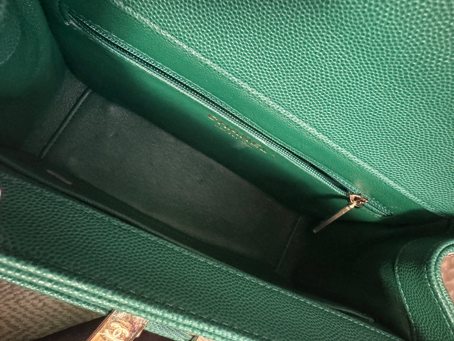 Chanel Business Affinity in gorgeous Green Caviar