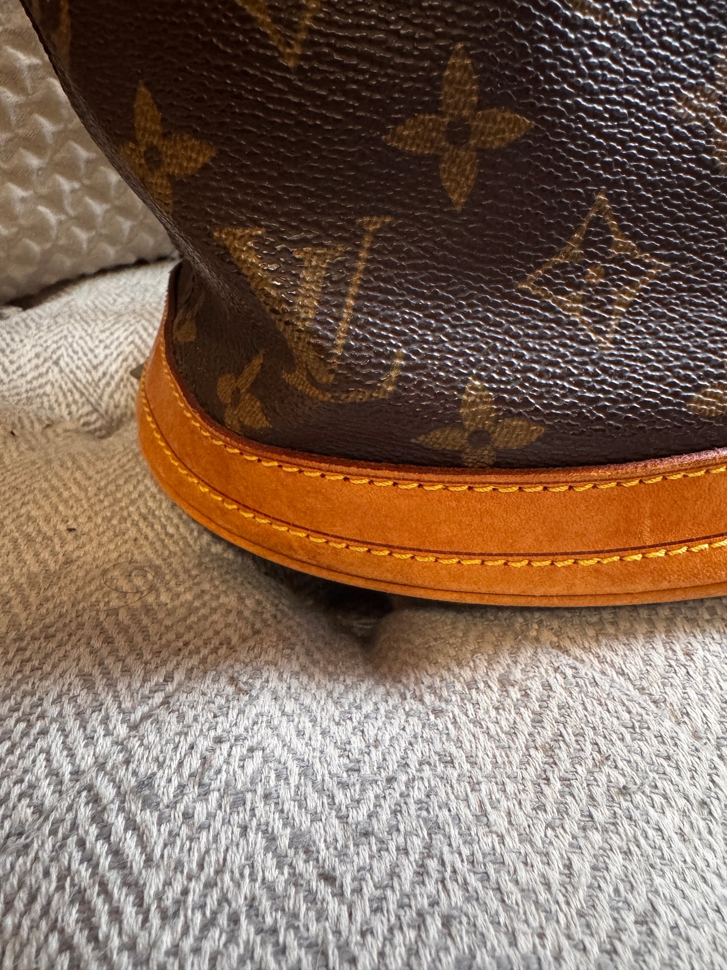 Louis Vuitton Vintage Bucket PM