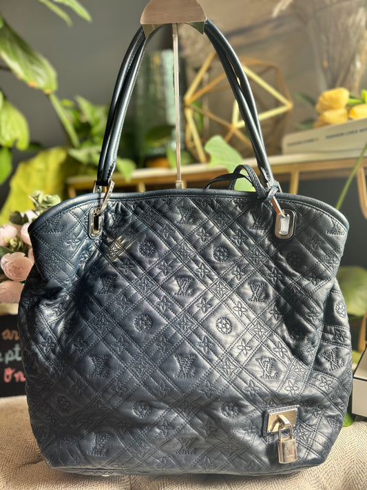 Louis Vuitton Antheia