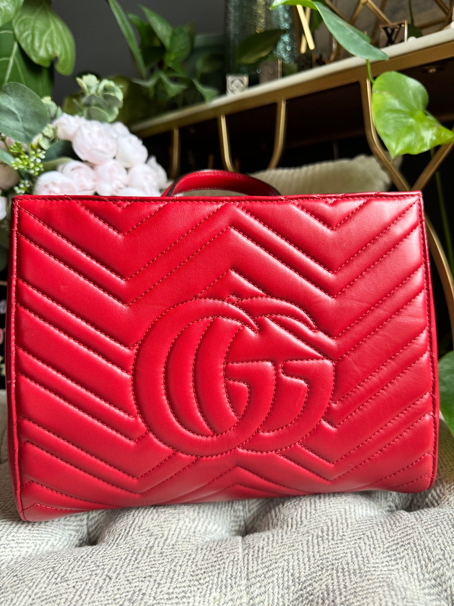 Gucci  Small GG Marmont Matelasse Tote