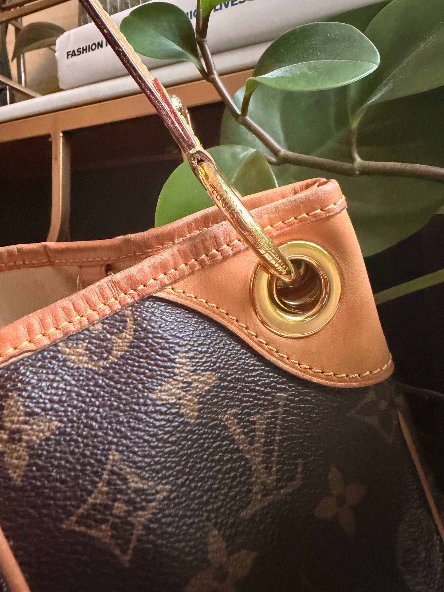 Louis Vuitton Galliera PM