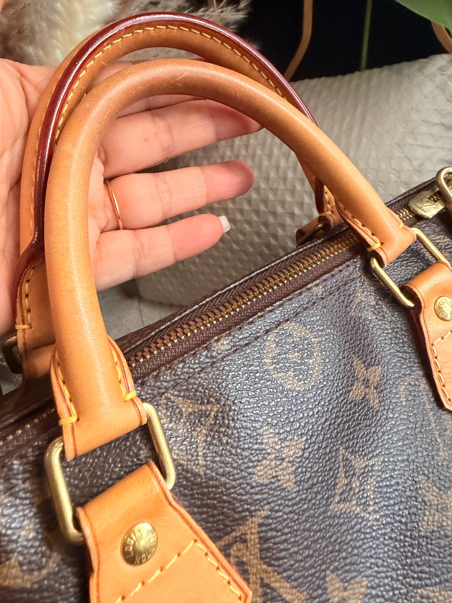 Louis Vuitton Speedy 30 Bandouliere in Monogram