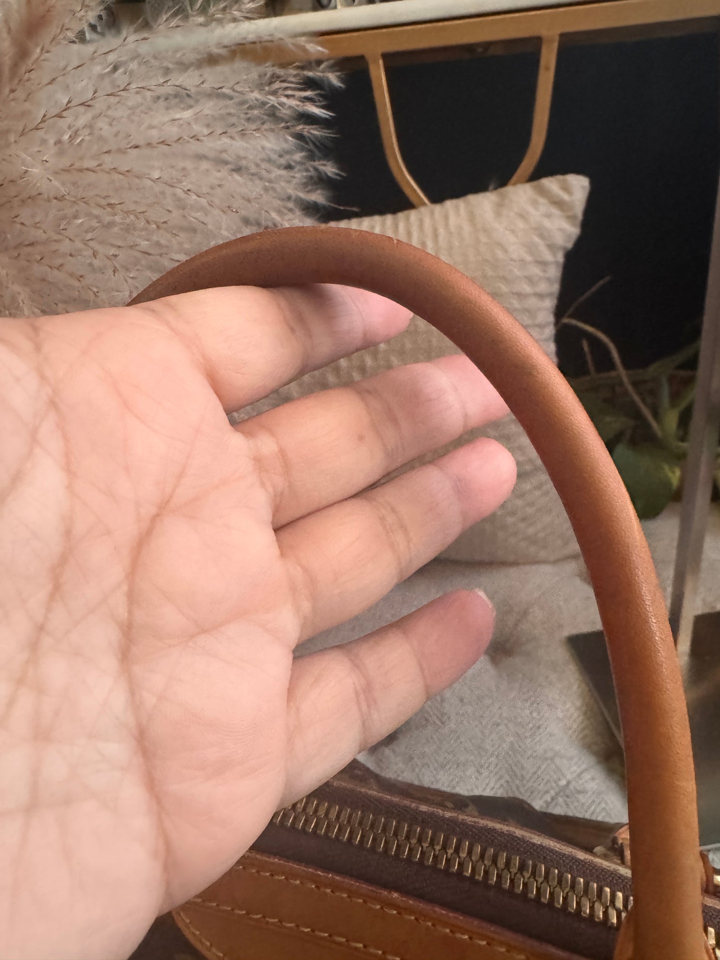 Louis Vuitton Vintage Tivoli PM
