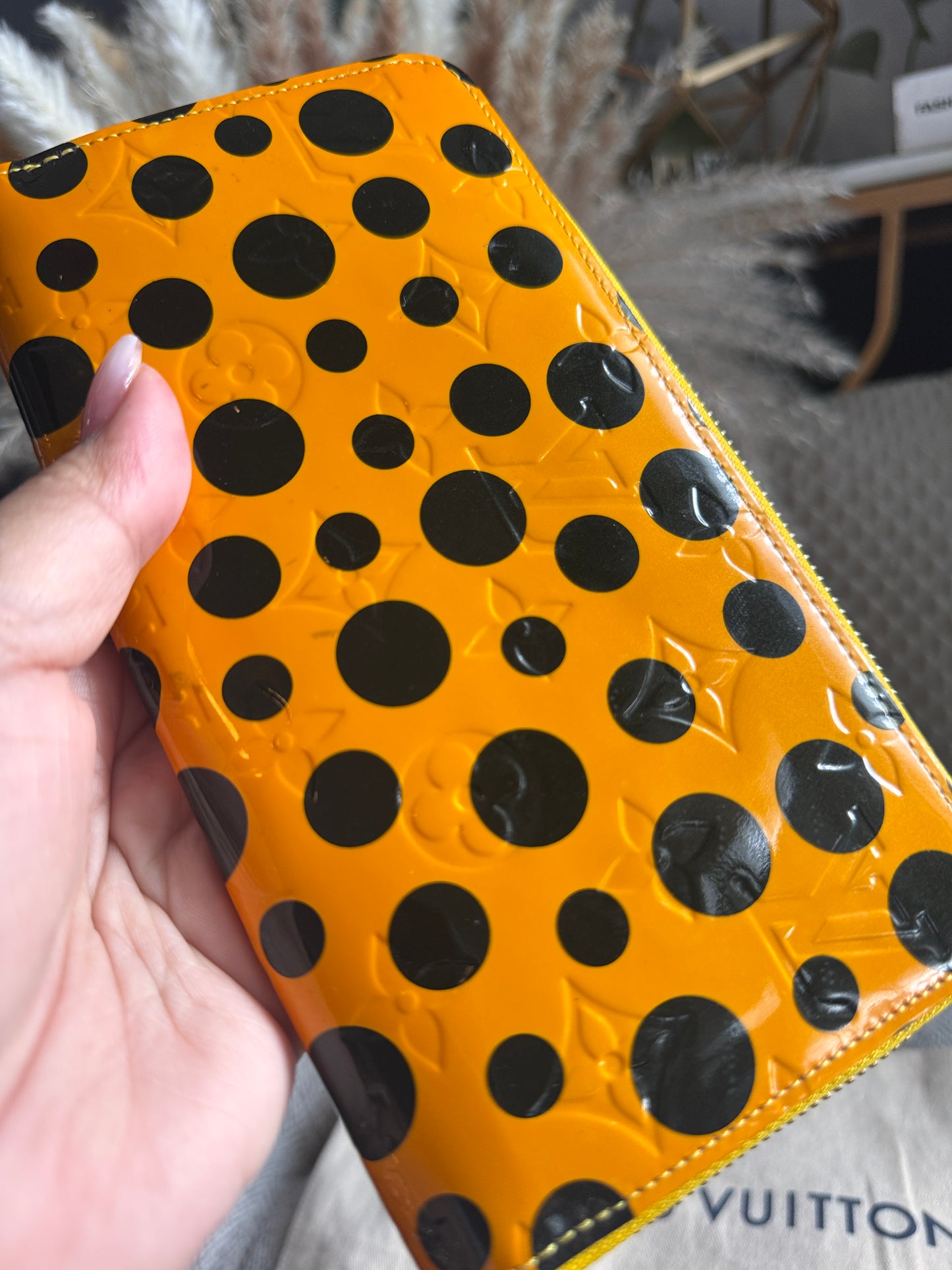 Louis Vuitton Limited Edition Kusama Zippy Wallet in Vernis