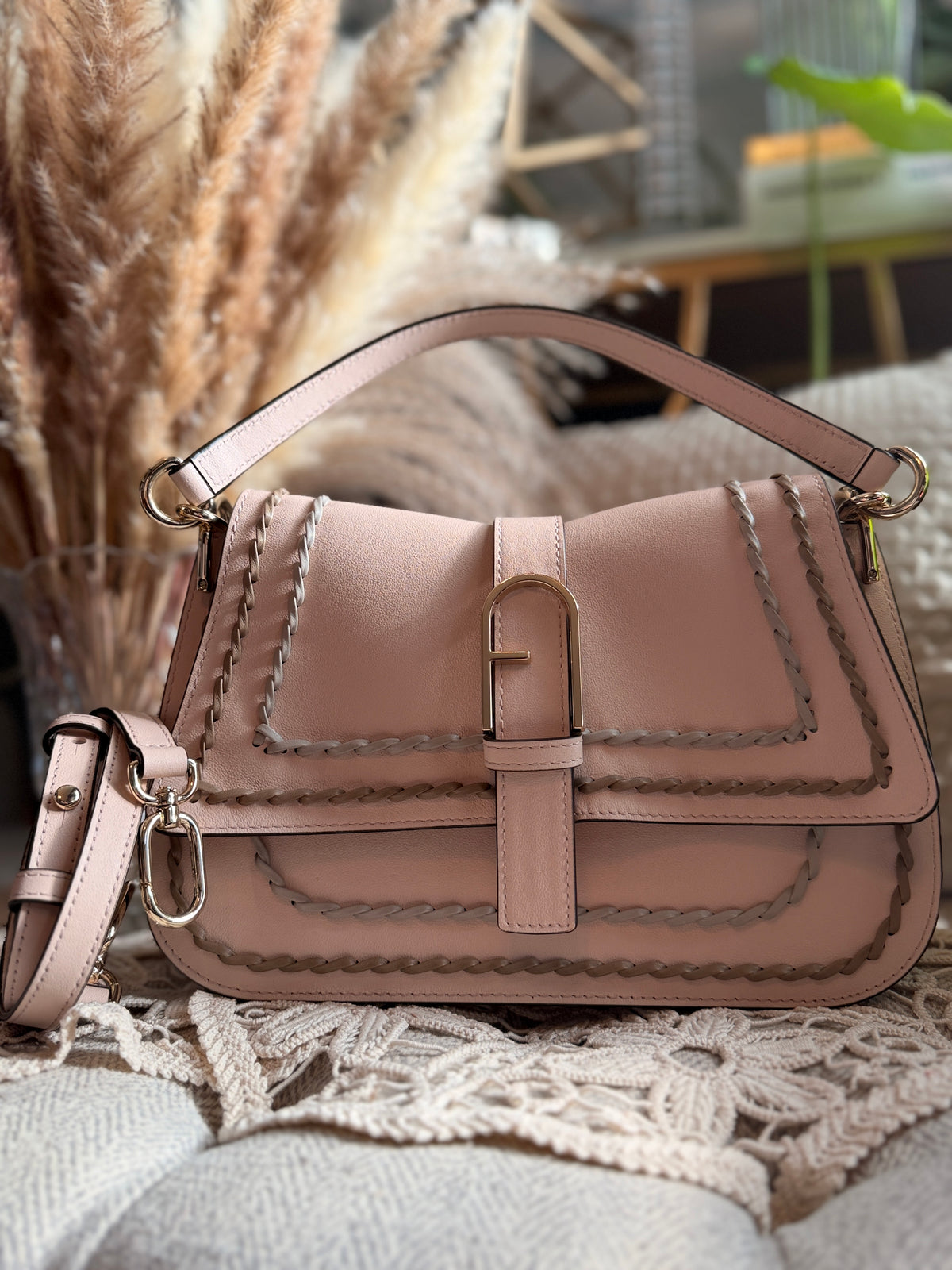 FURLA Blush Pink Leather Shoulder bag/Crossbody