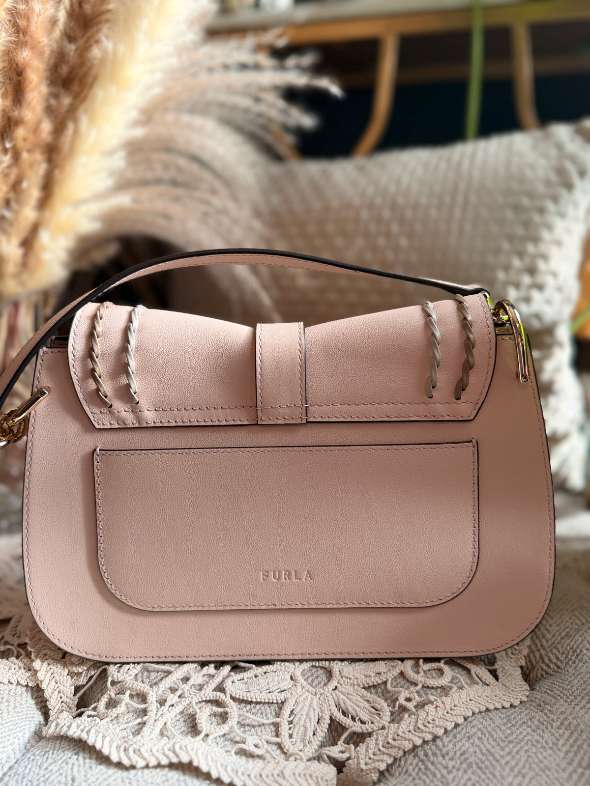 FURLA Blush Pink Leather Shoulder bag/Crossbody