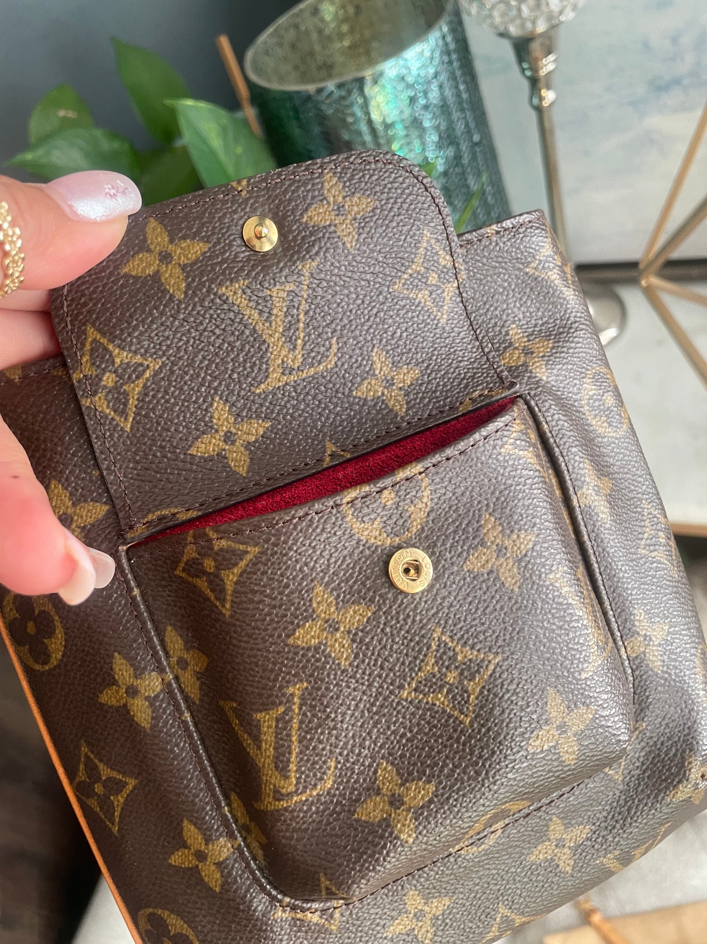 Louis Vuitton Partition wristlet/clutch